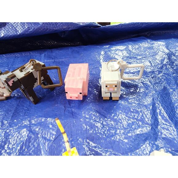 Jazwares Minecraft Figures Lot Of 15 Animals Bear, Sheep, Wolves, Pigs - Picture 5 of 10